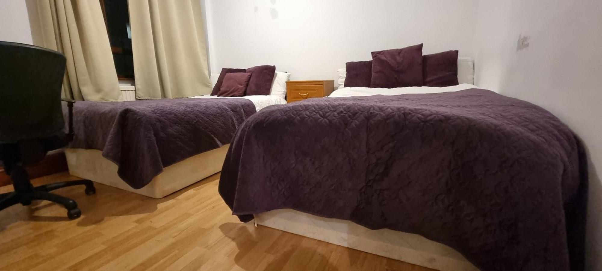 4-Bed Apartment In Central Лондон Екстериор снимка